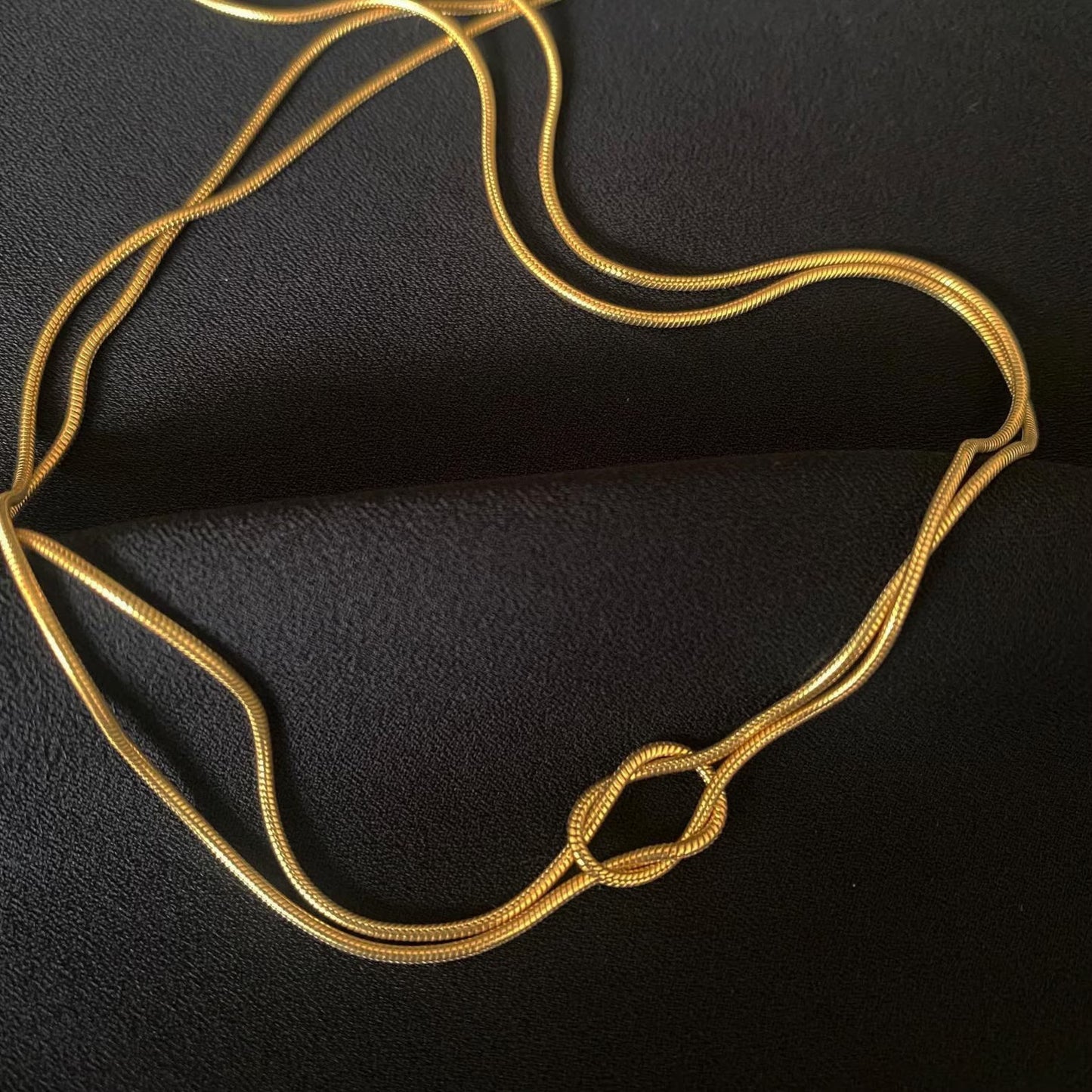 Minimal Love Knot Necklace